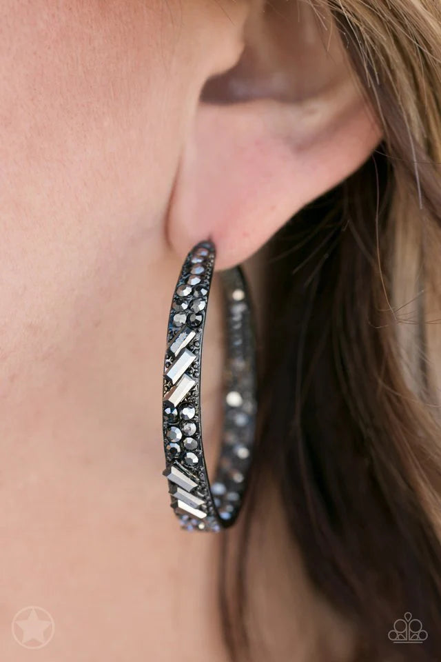Paparazzi Earrings ~ GLITZY By Association - Black