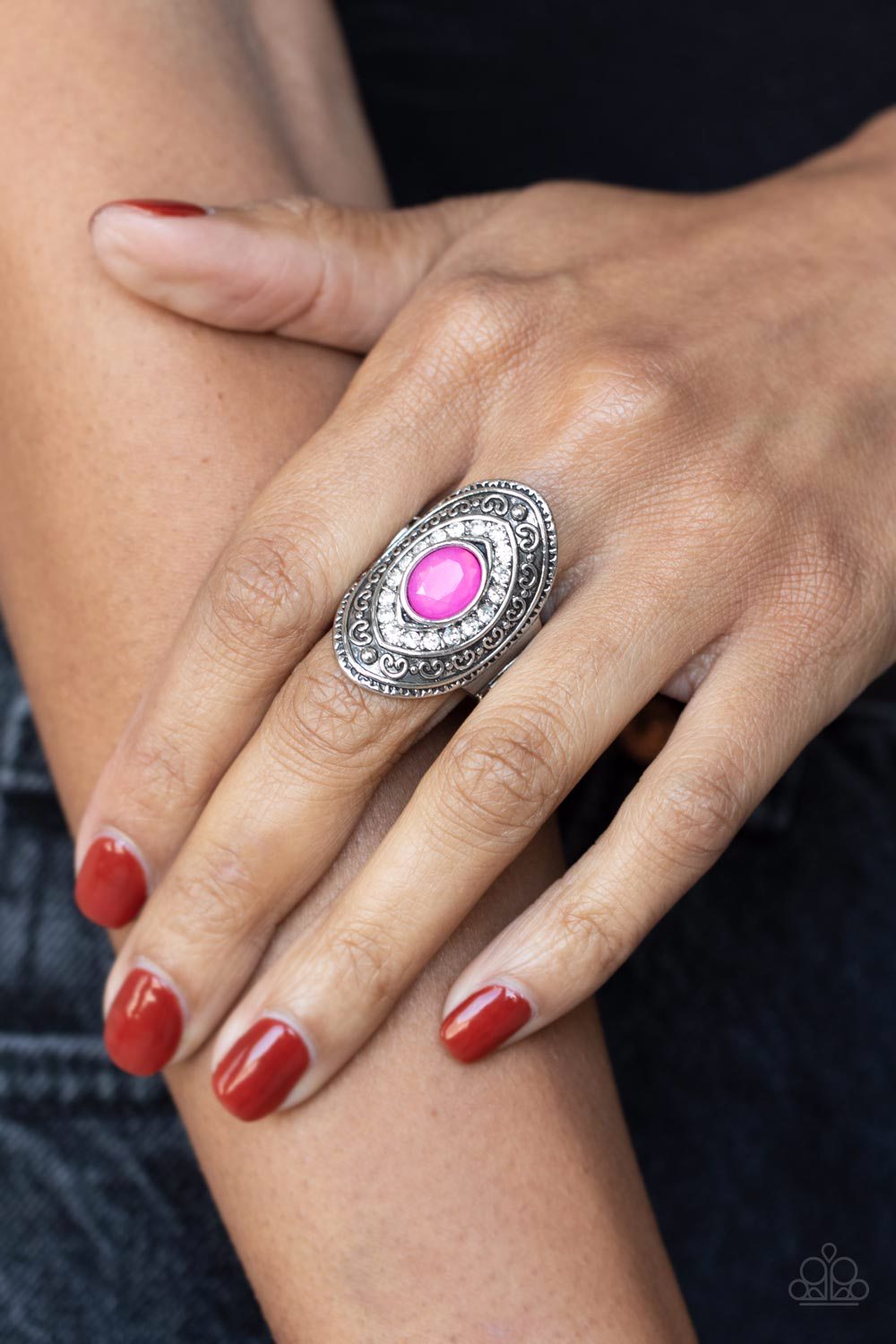 Paparazzi Ring ~ Entrancing Enchantment - Pink