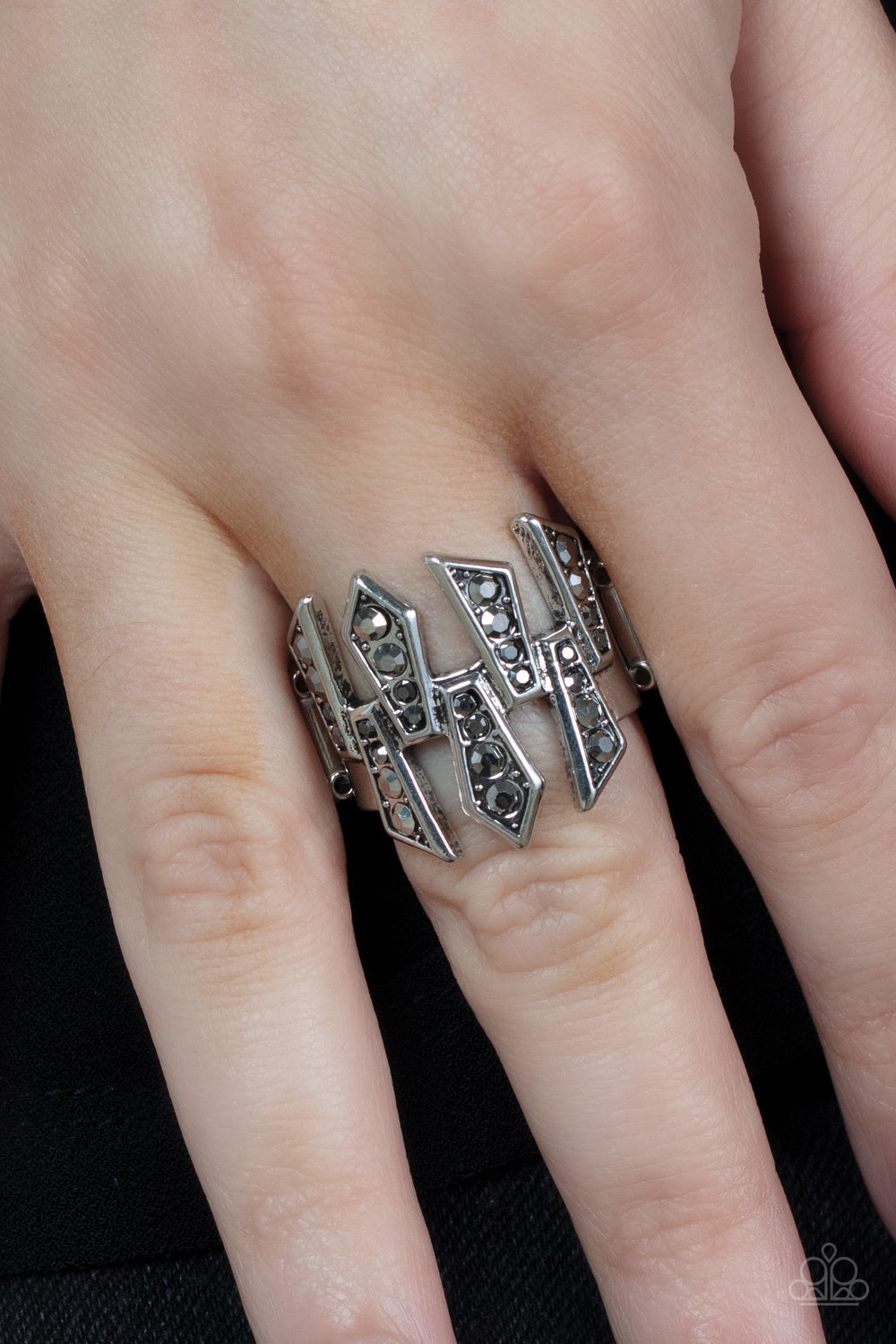 Paparazzi Ring ~ Juxtaposed Jewels - Silver