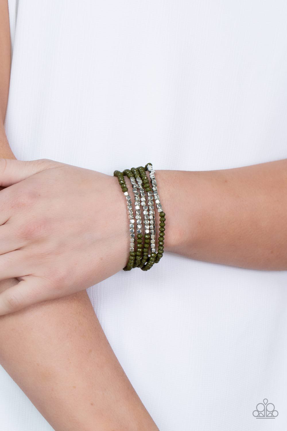 Paparazzi Bracelet ~Tulum Trek - Green
