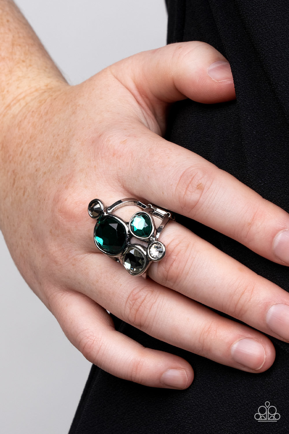 Paparazzi Ring ~ Demandingly Duchess - Green