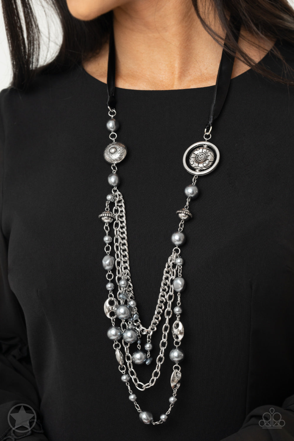 Paparazzi Necklace ♥ All The Trimmings ♥ - Black