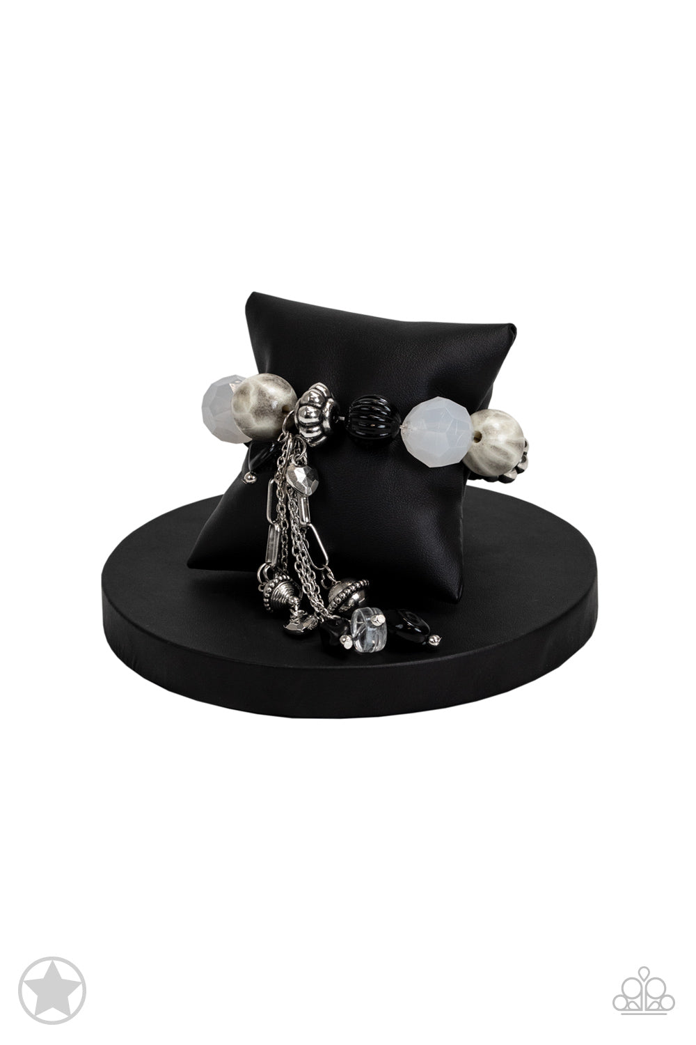 Paparazzi Bracelet ♥ Lights! Camera! Action! ♥ -Silver