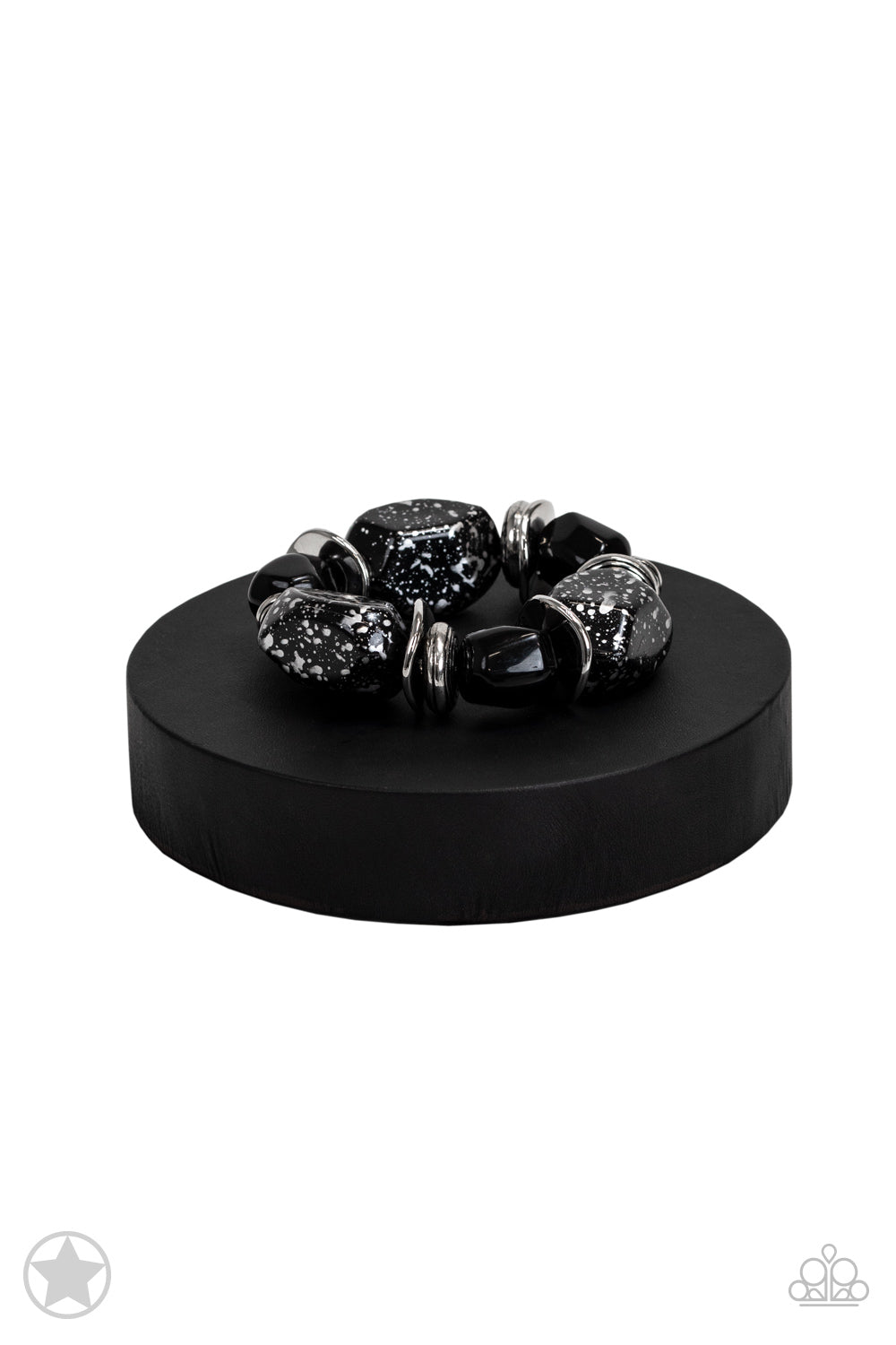 Paparazzi Bracelet ♥ Glaze of Glory ♥- Black