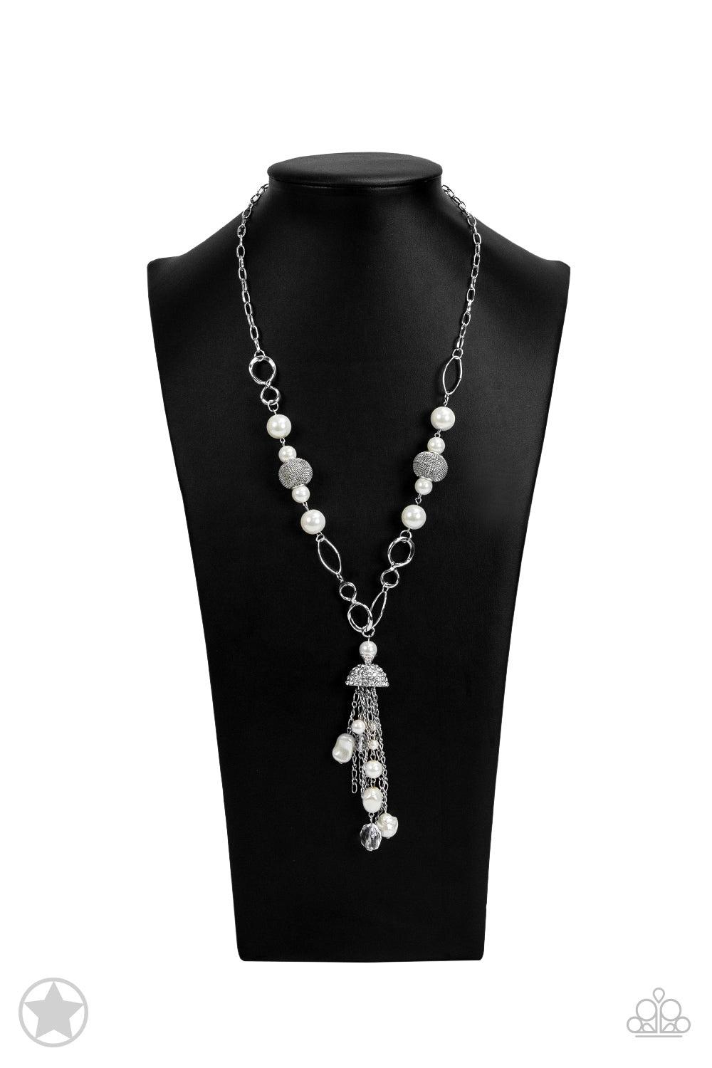 Paparazzi Necklace ♥ Designated Diva ♥ - White