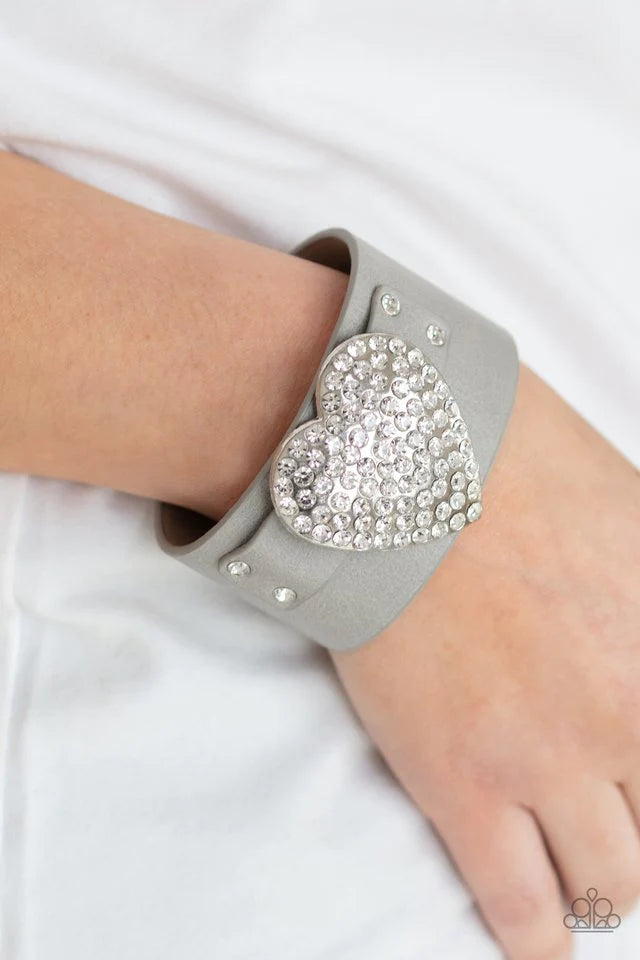 Paparazzi Bracelet ~Flauntable Flirt - Silver