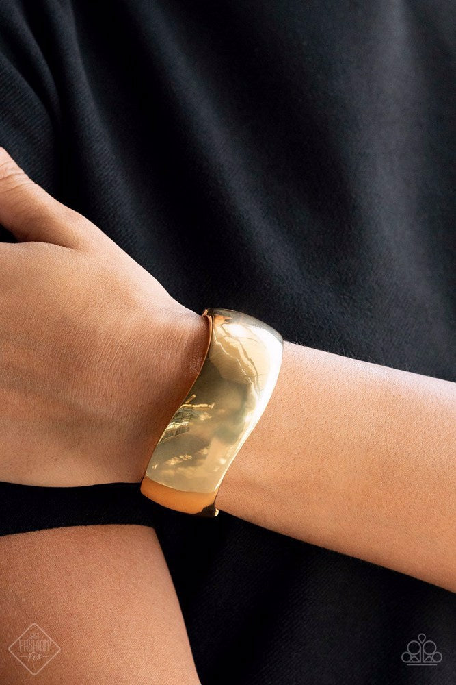 Paparazzi Bracelet ~ Urban Anchor - Gold