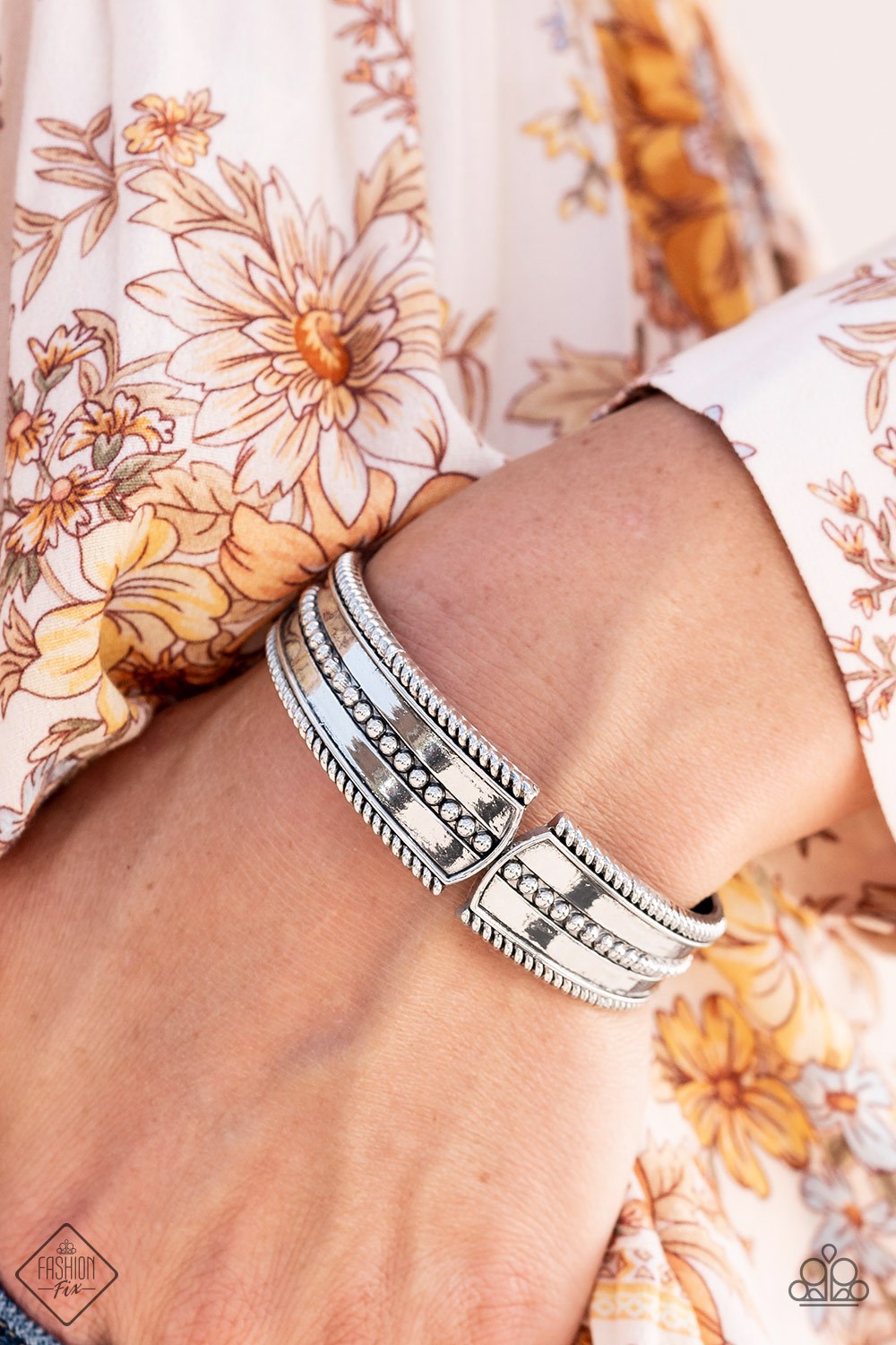 Paparazzi Bracelet ~ Tributary Treasure - Silver